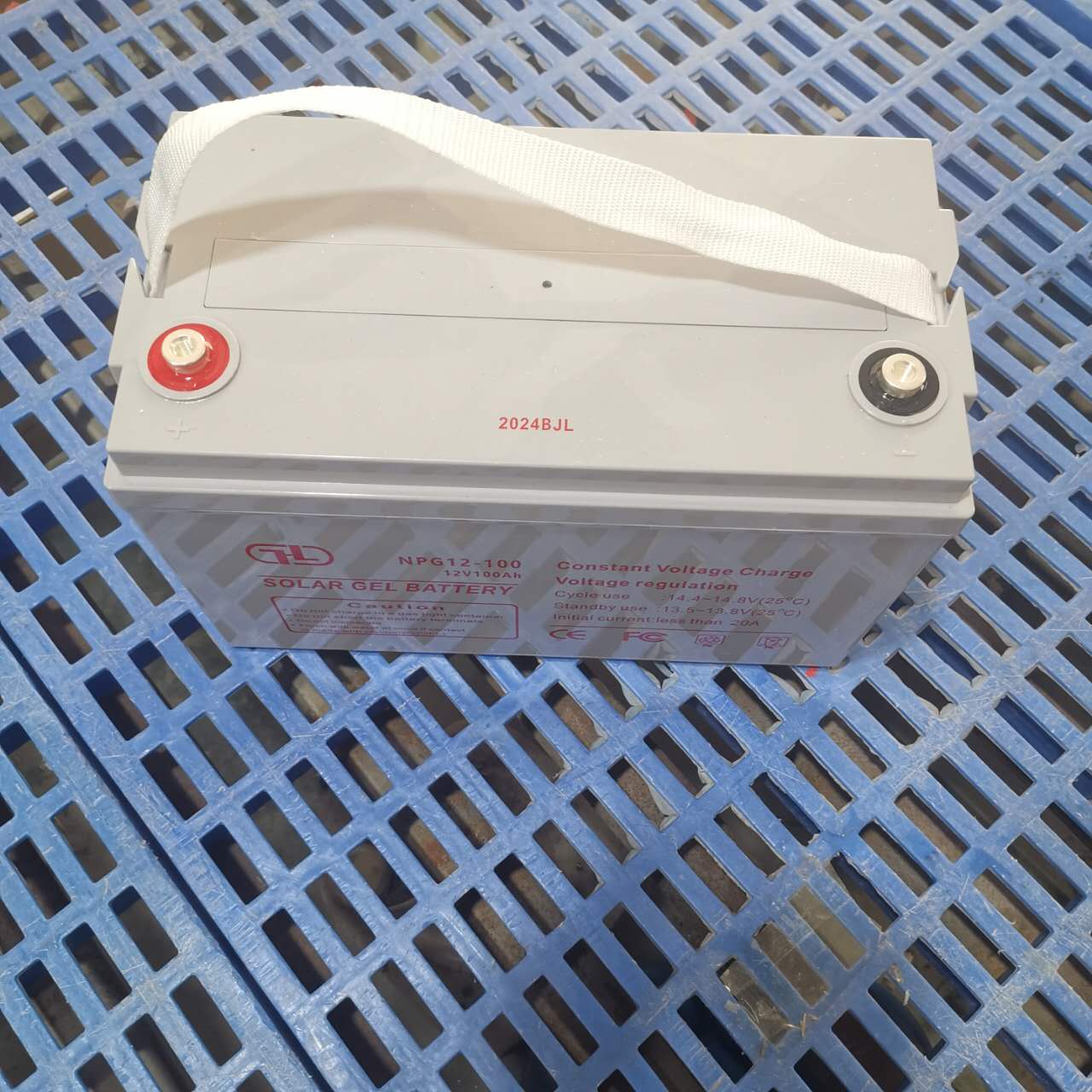Excellent Safety Performance Solar Vrla Battery 12v100ah Rechargeable Solar Gel Battery