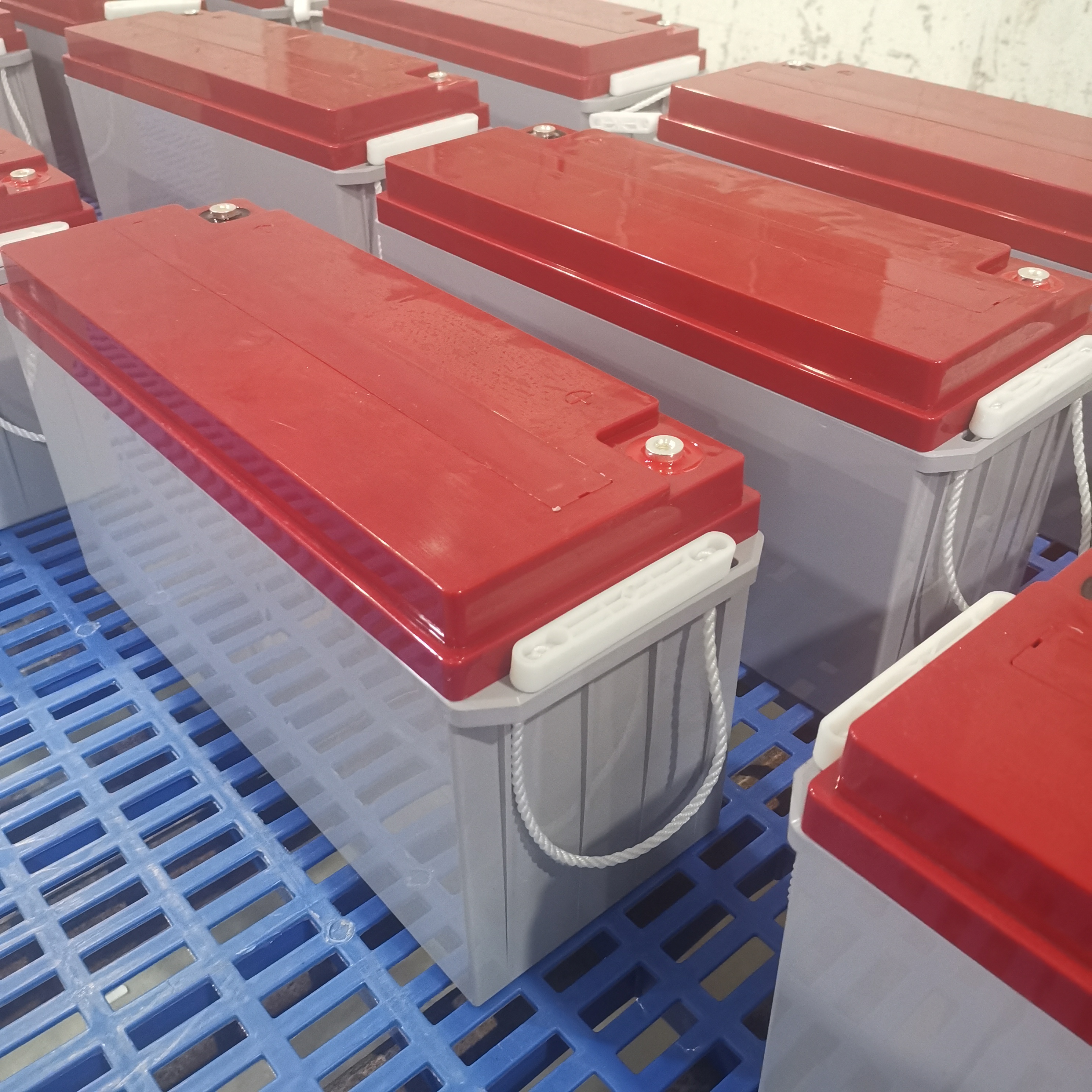 High-Durability 12V150AH Lead-Acid Gel Battery Desert Solar Energy Storage Deep Discharge Recovery Reliable Data Center Backup