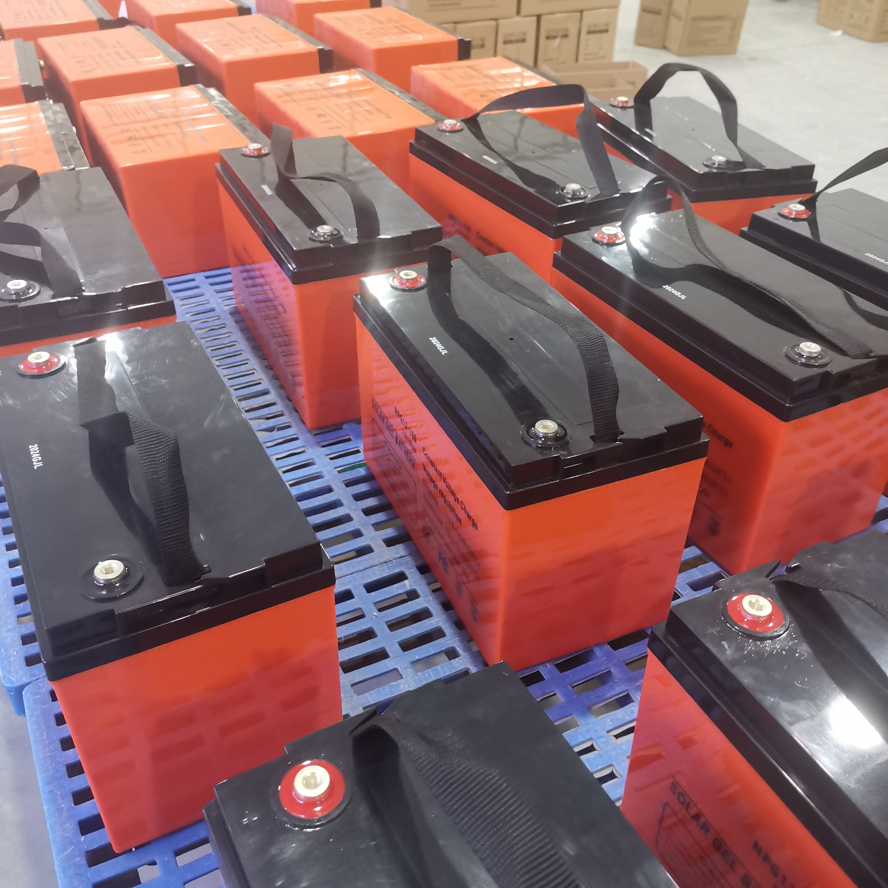 High Efficiency Solar Savings Battery 12v100ah Rechargeable Lead-acid Gel Battery for Household Power Supply