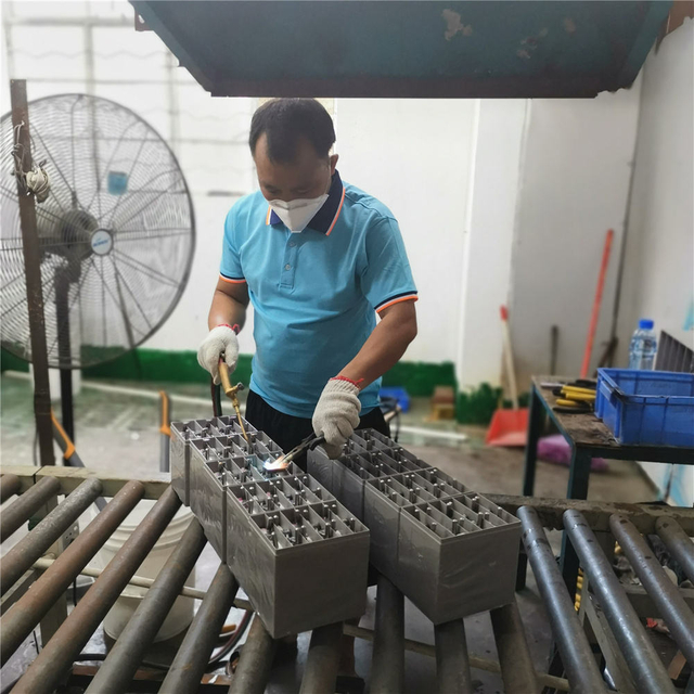 Professional OEM supplier 12v2.6ah lead acid batteries solar battery batterie 12v