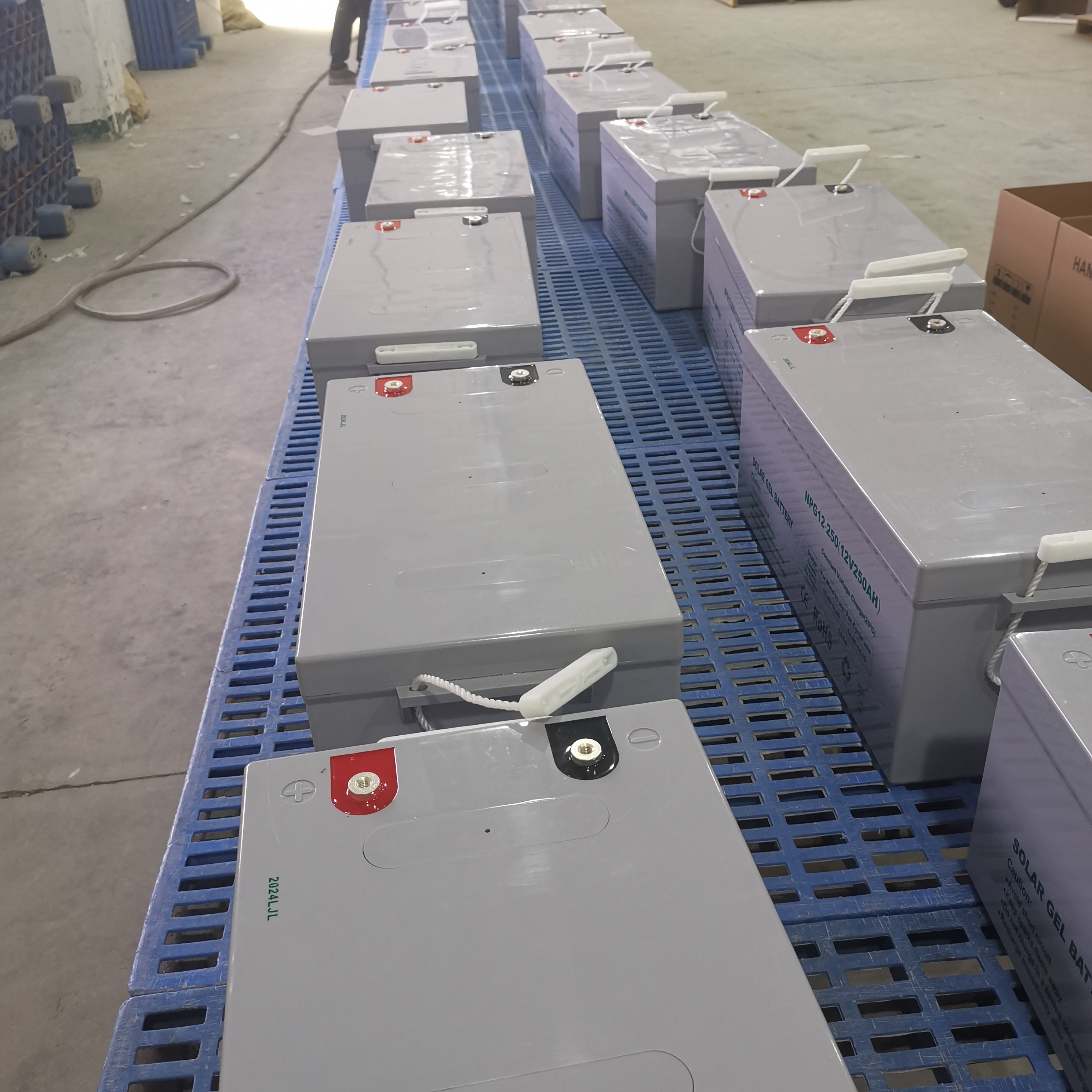 High Efficiency Lead Acid Solar Gel Battery 12V250ah Maintenance-free Solar Storage Battery Home Energy Storage System