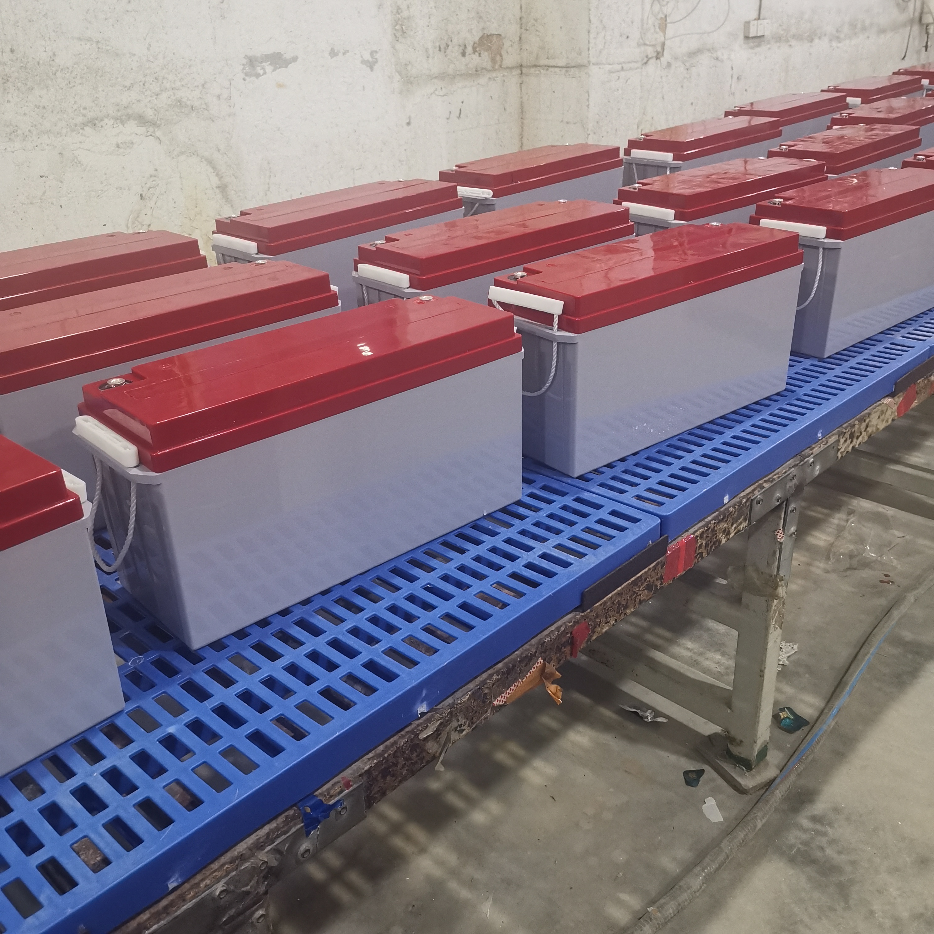 High-Durability 12V150AH Lead-Acid Gel Battery Desert Solar Energy Storage Deep Discharge Recovery Reliable Data Center Backup