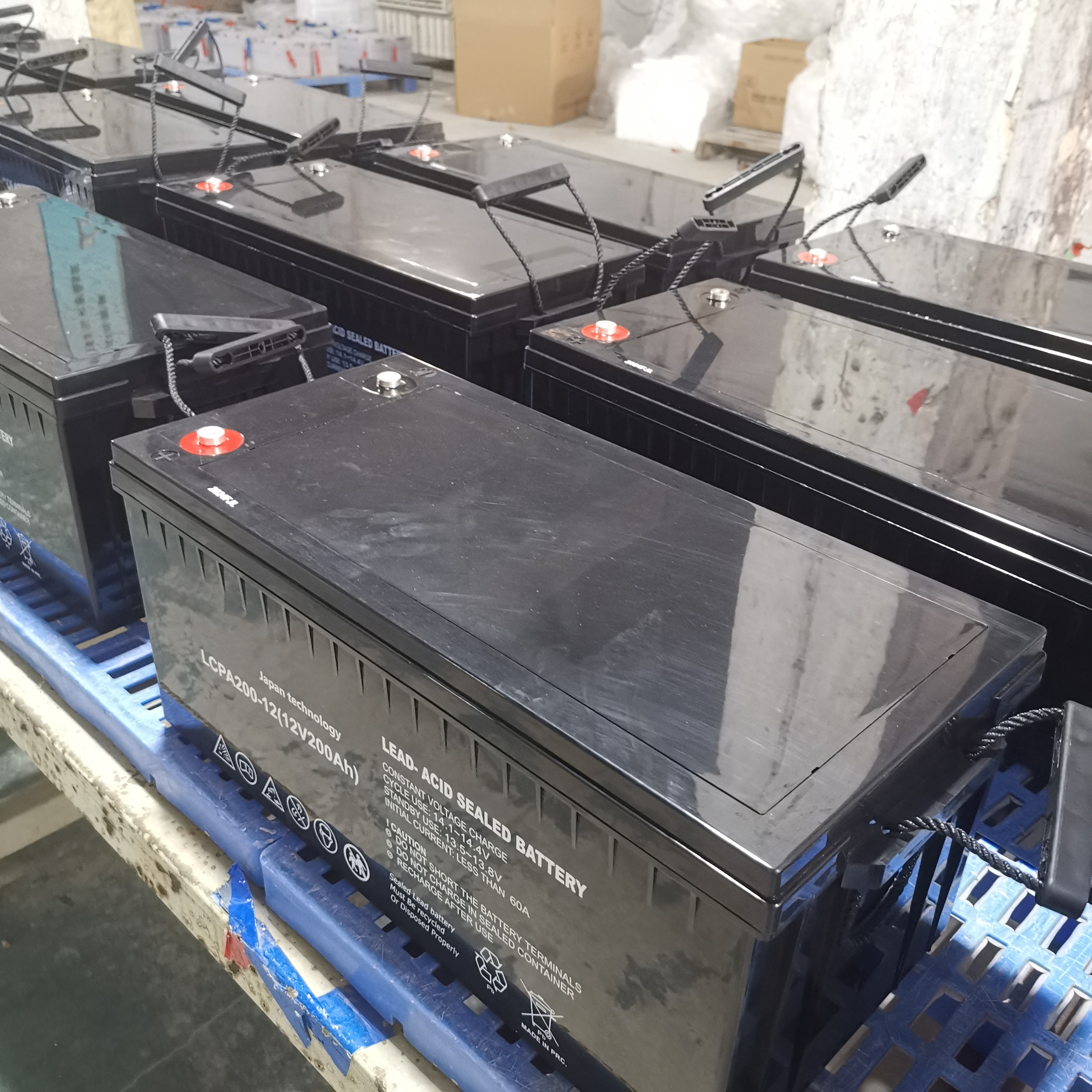 Efficient Maintenance-free Rechargeable 12v200AH Solar Lead-acid Battery for Solar Energy System