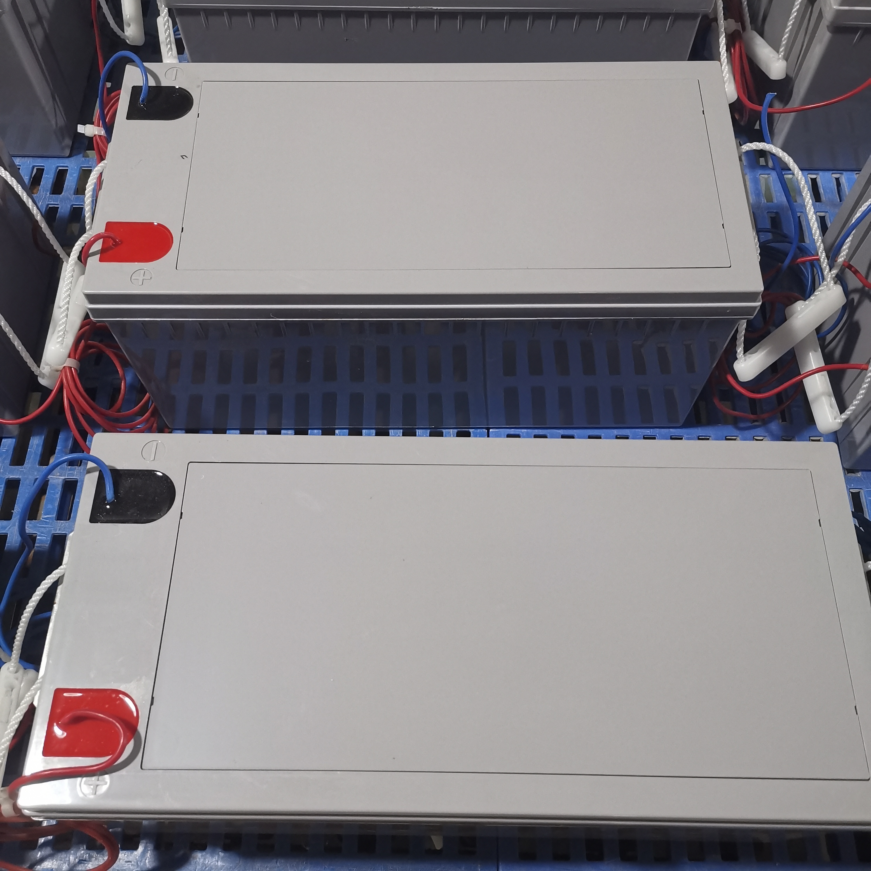 Deep Cycle Solar Gel Battery Good Performance wholesale price12v200ah solar battery
