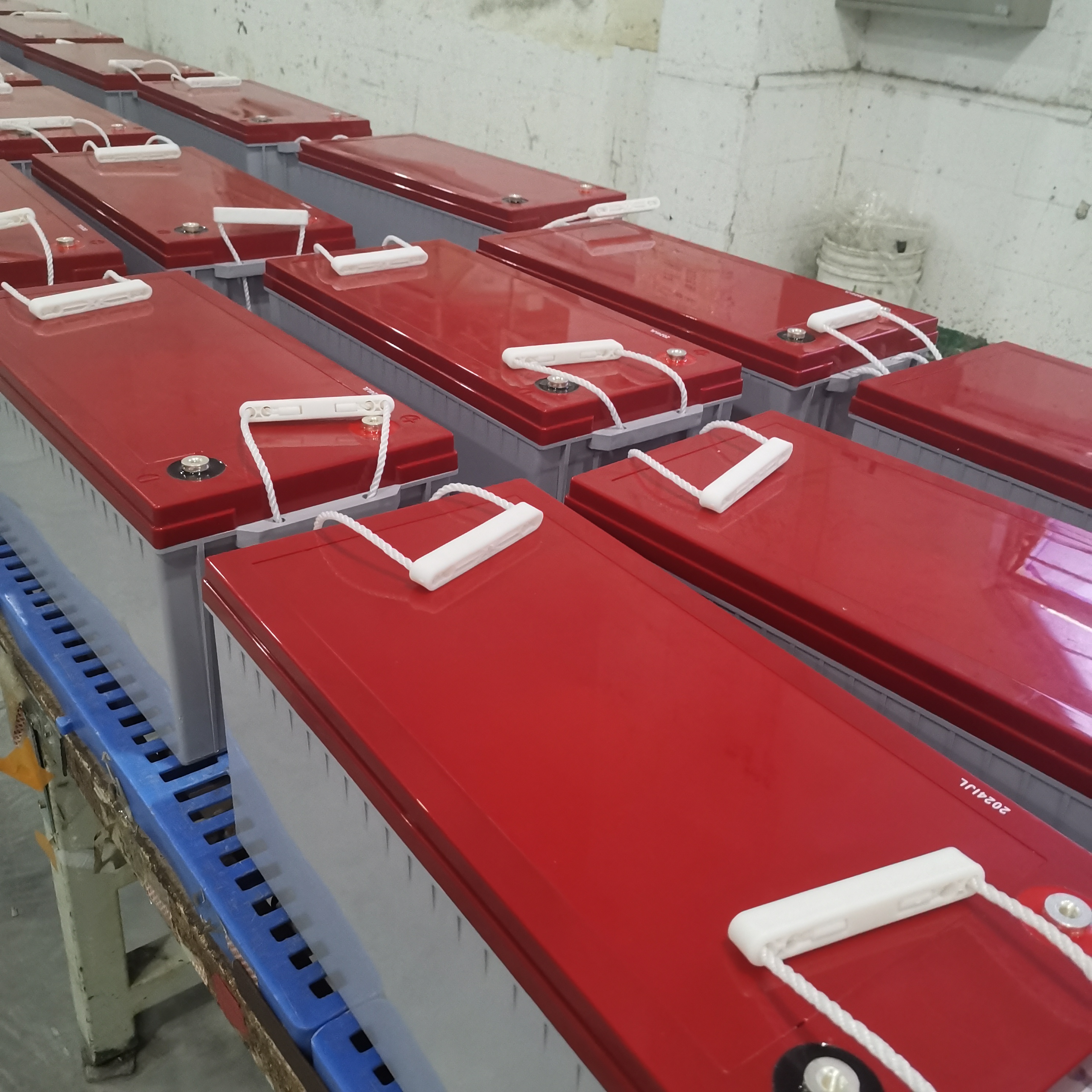 High Quality Maintenance-free Lead-acid Gel Batteries 12v200AH Household Electricity Use