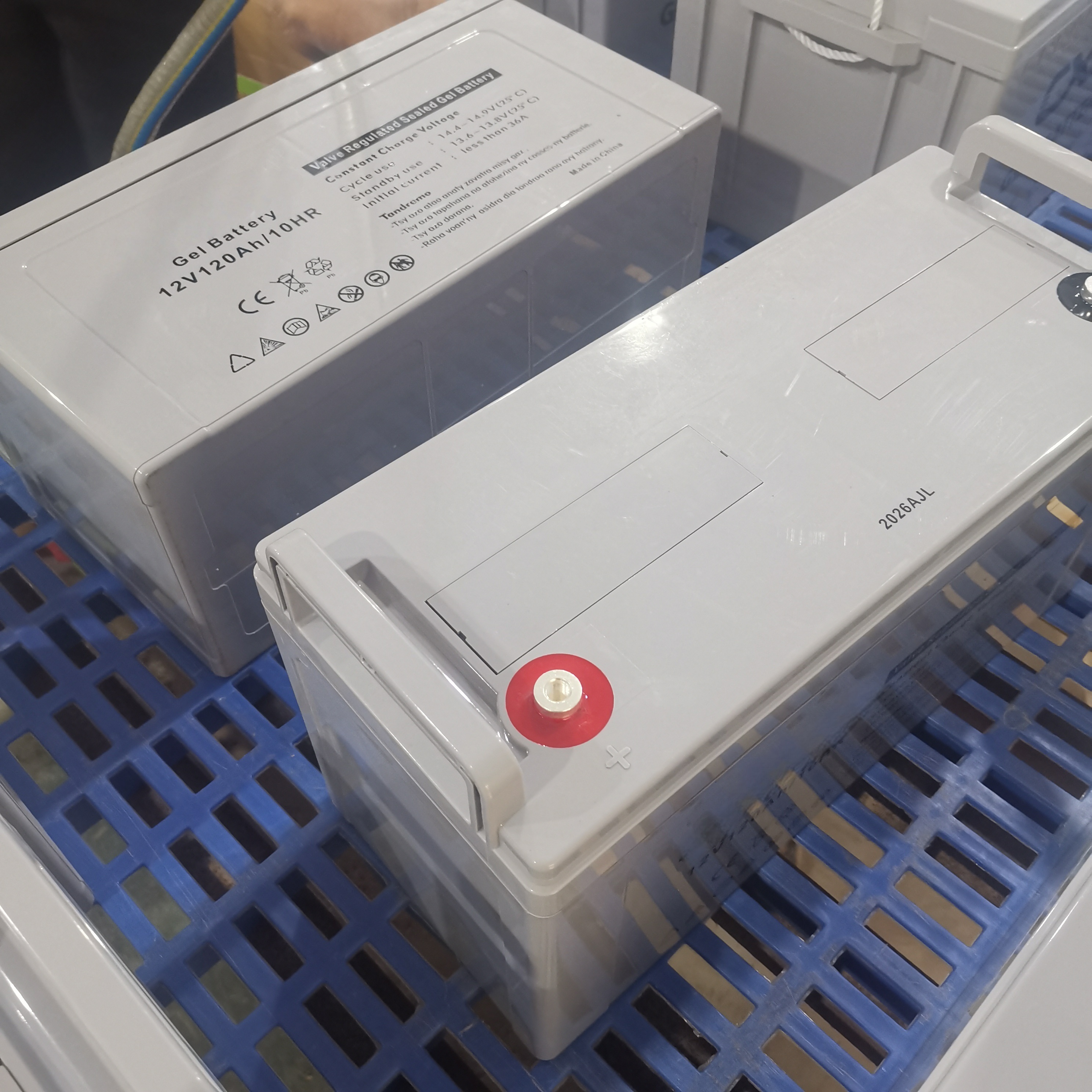 Heavy Duty Solar Gel Battery 12V120AH – Source Manufacturer for Household Energy Storage, Withstands Extreme Weather, ODM Support